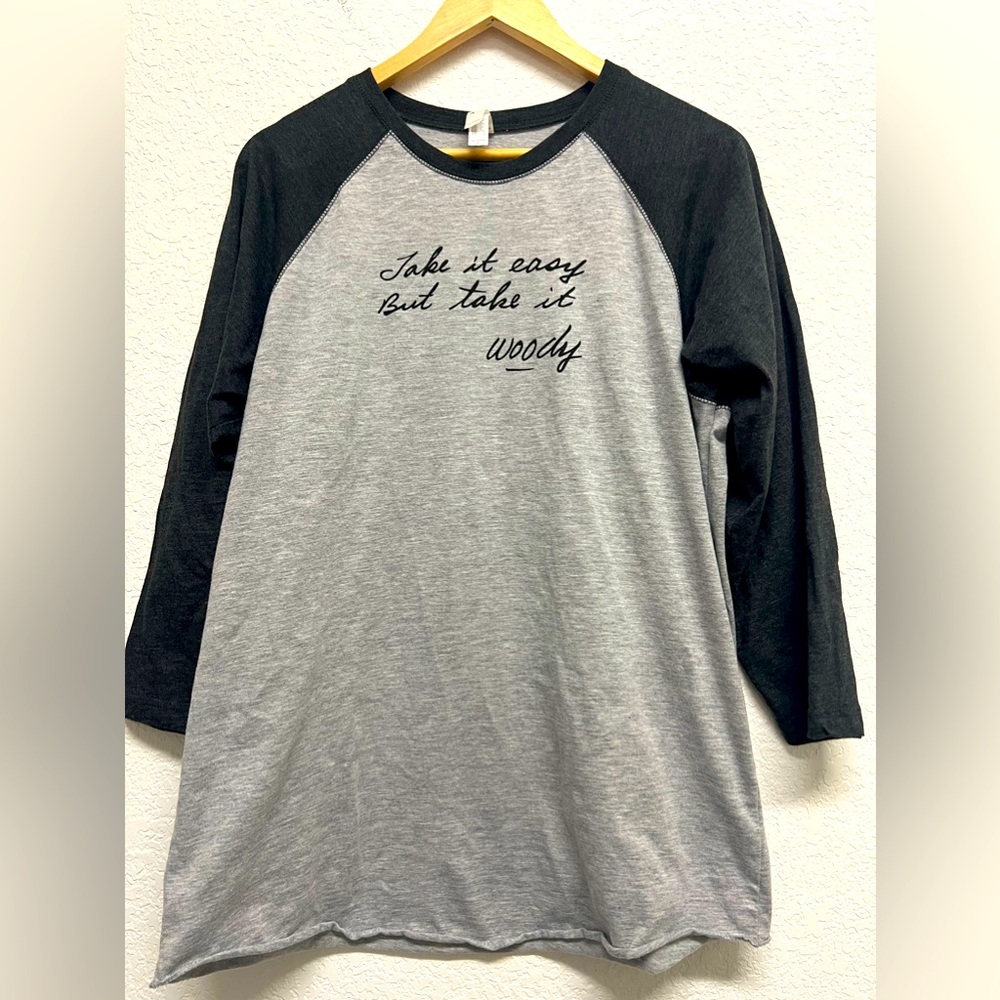 *Men’s Woody Guthrie Baseball Tee Long Sleeve Grey Large